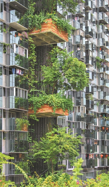 新式垂直綠化理念,不會讓植物完全遮蔽建筑,相反,設計師會留出對流風口,讓建筑冬暖夏涼。