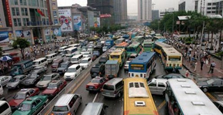 市人大代表潘映珊：疏通交通“毛細血管” 打造交通微循環體系