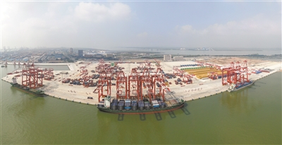 在這里牽手世界