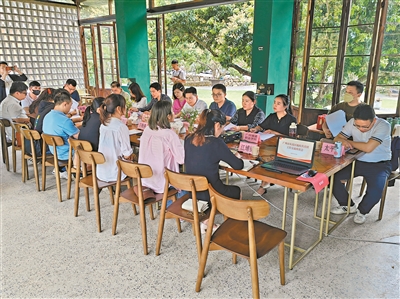 廣州創(chuàng)新探索“青年百姓提案” 廣大青年踴躍出謀劃策