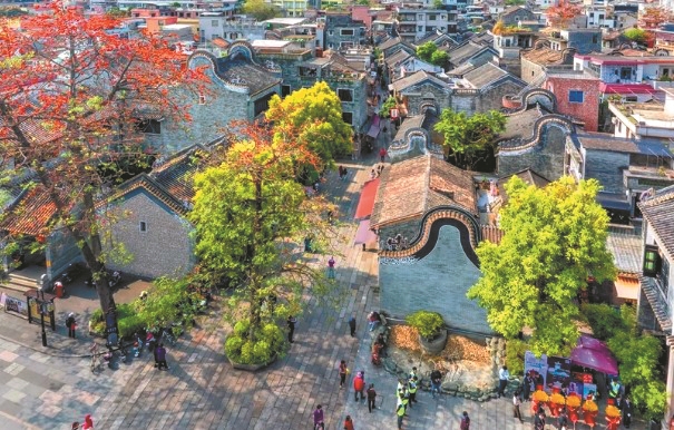 五位攝影名家捐贈(zèng)五萬件珍檔 記錄羊城變遷